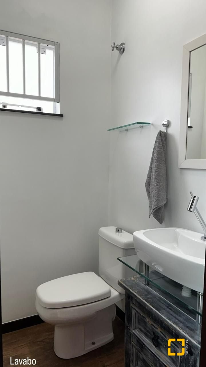 Casa com 101m², 3 quartos (sendo 1 suíte), 1 garagem, no bairro Ingleses em Florianópolis