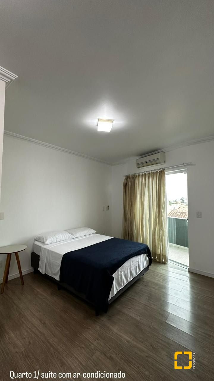 Casa com 101m², 3 quartos (sendo 1 suíte), 1 garagem, no bairro Ingleses em Florianópolis