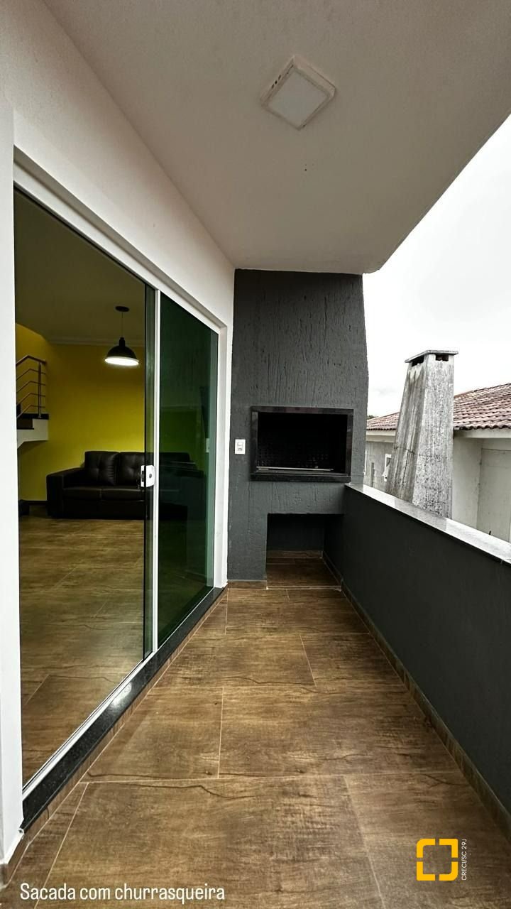 Casa com 101m², 3 quartos (sendo 1 suíte), 1 garagem, no bairro Ingleses em Florianópolis