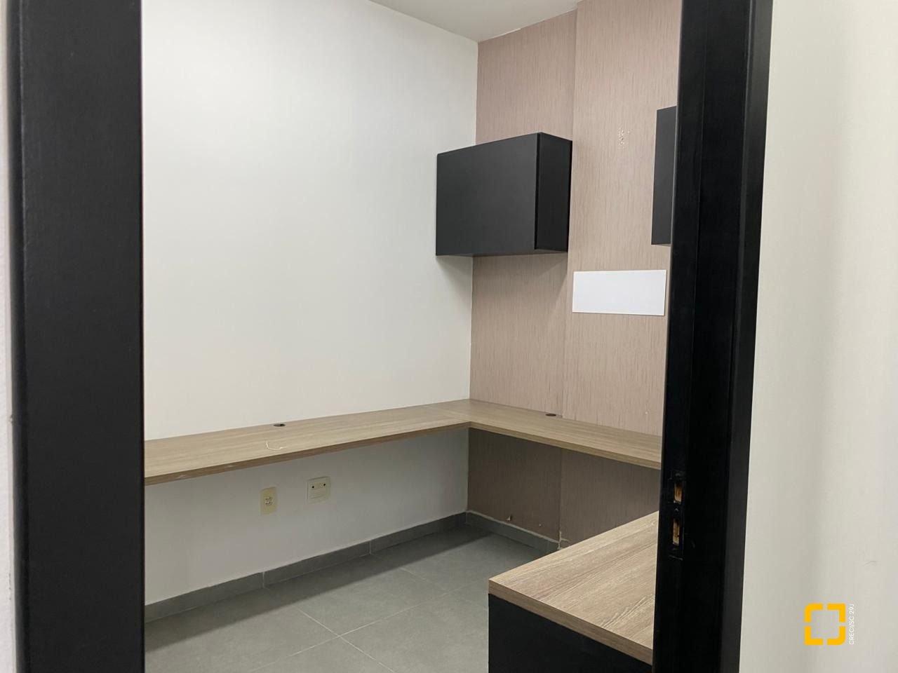 Sala com 34m², no bairro Ingleses em Florianópolis