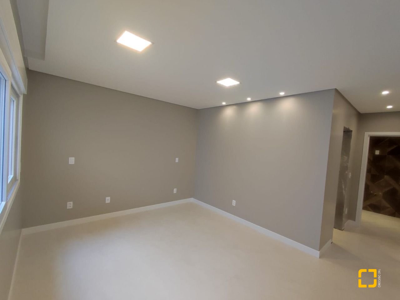 Casa com 268m², 4 quartos (sendo 1 suíte), 2 garagens, no bairro Pedra Branca em Palhoça