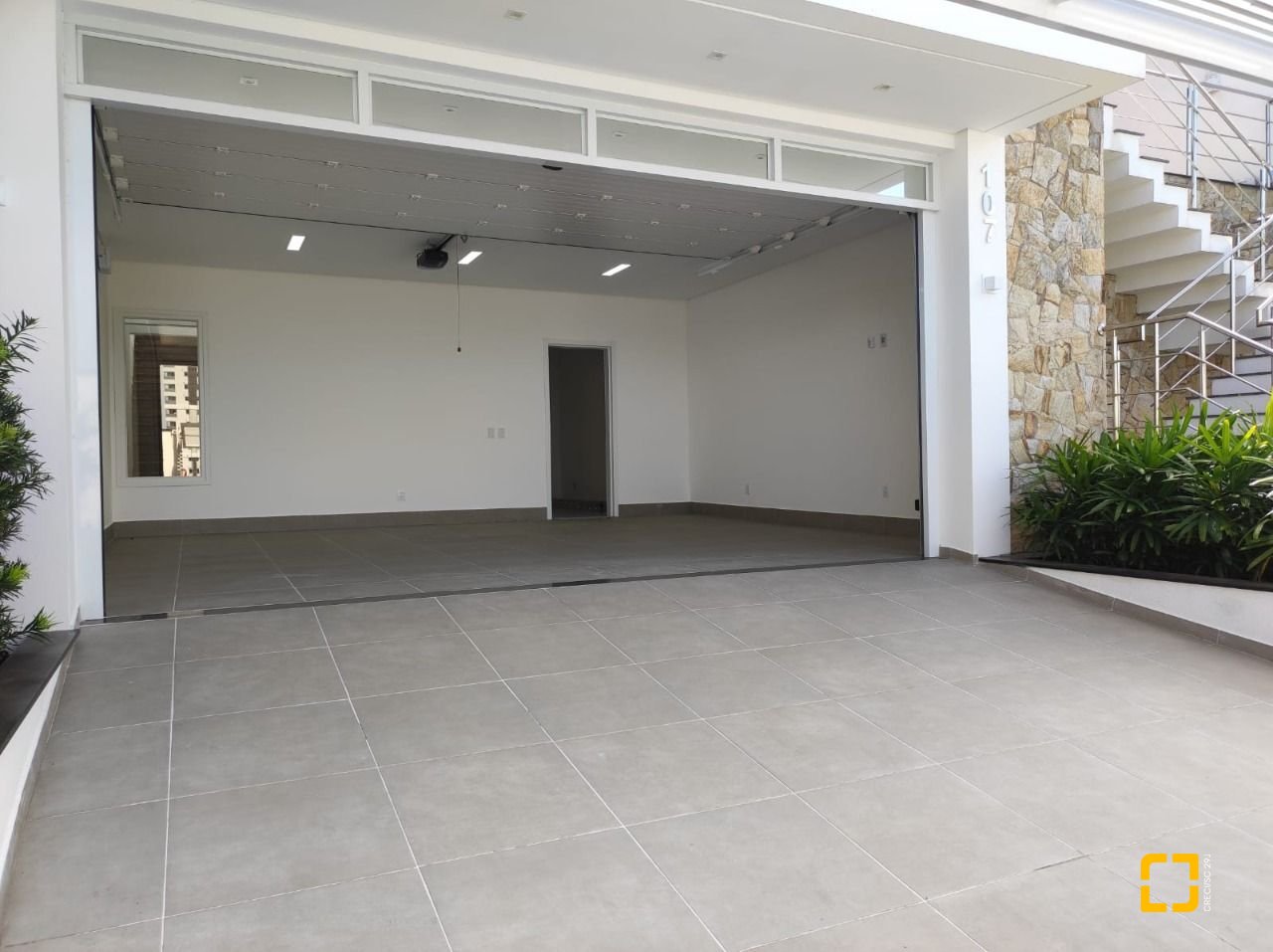 Casa com 268m², 4 quartos (sendo 1 suíte), 2 garagens, no bairro Pedra Branca em Palhoça