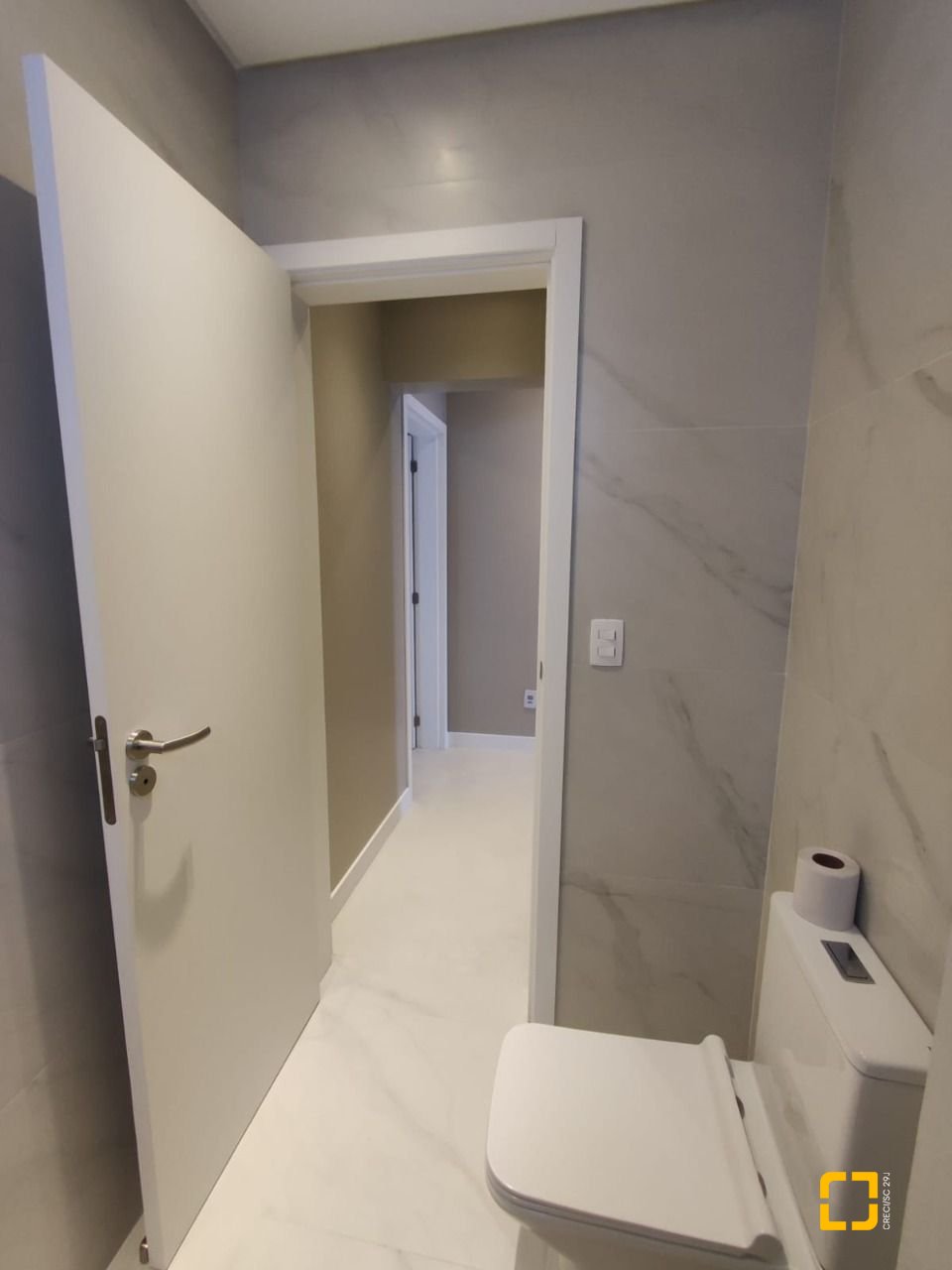 Casa com 268m², 3 quartos (sendo 1 suíte), 2 garagens, no bairro Pedra Branca em Palhoça