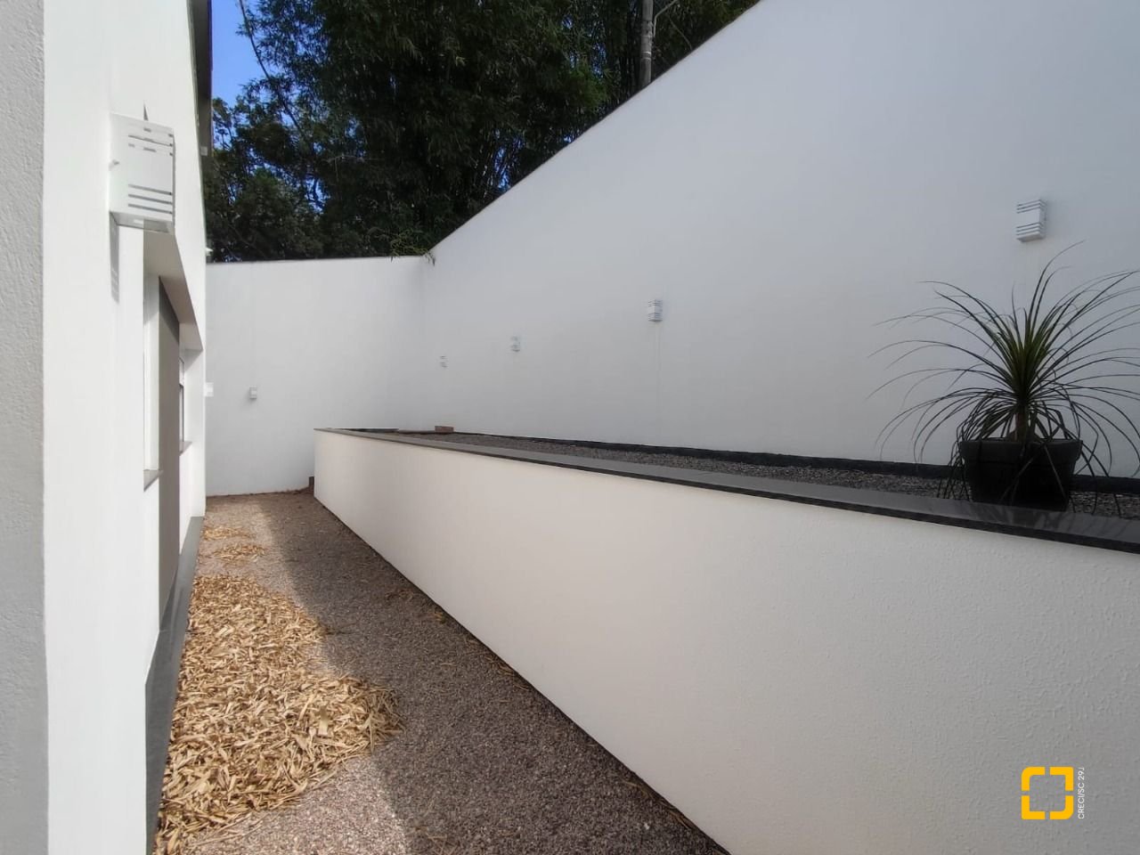Casa com 268m², 3 quartos (sendo 1 suíte), 2 garagens, no bairro Pedra Branca em Palhoça