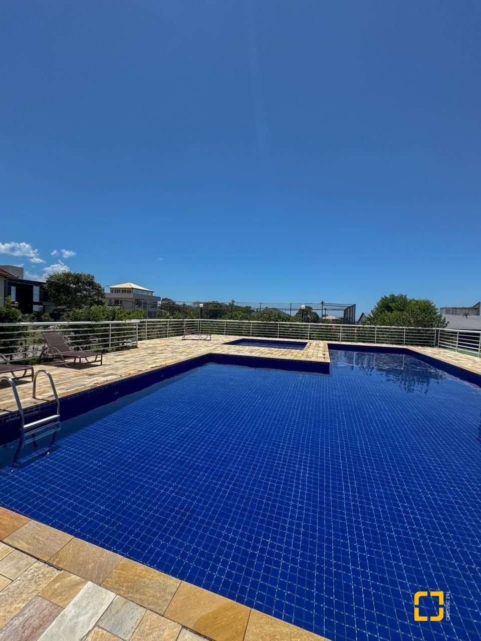 Casa de Condomínio com 225m², 8 quartos (sendo 4 suítes), 3 garagens, no bairro Ingleses em Florianópolis