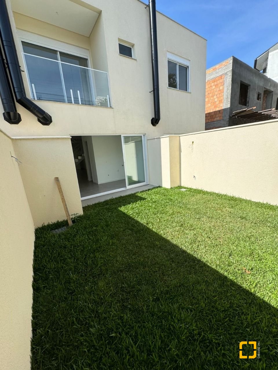 Casa com 133m², 4 quartos (sendo 2 suítes), 1 garagem, no bairro Ingleses em Florianópolis