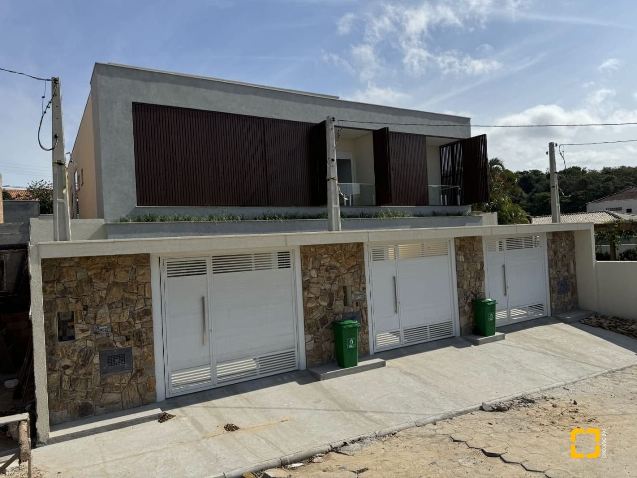 Casa com 133m², 4 quartos (sendo 2 suítes), 1 garagem, no bairro Ingleses em Florianópolis