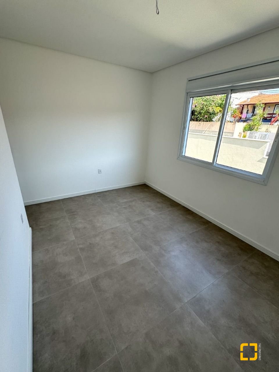 Casa com 143m², 4 quartos (sendo 1 suíte), 2 garagens, no bairro Ingleses em Florianópolis
