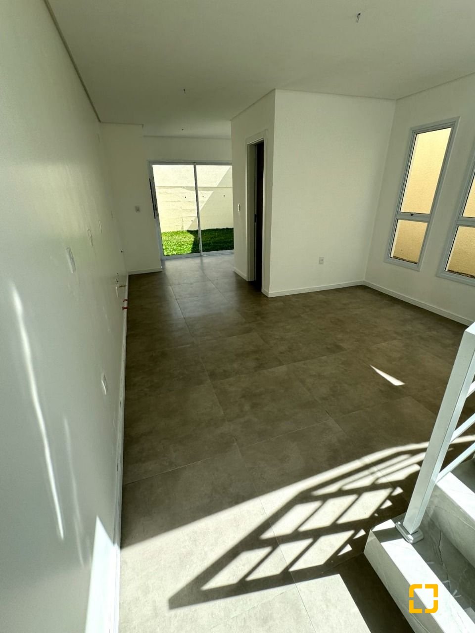 Casa com 143m², 4 quartos (sendo 1 suíte), 2 garagens, no bairro Ingleses em Florianópolis