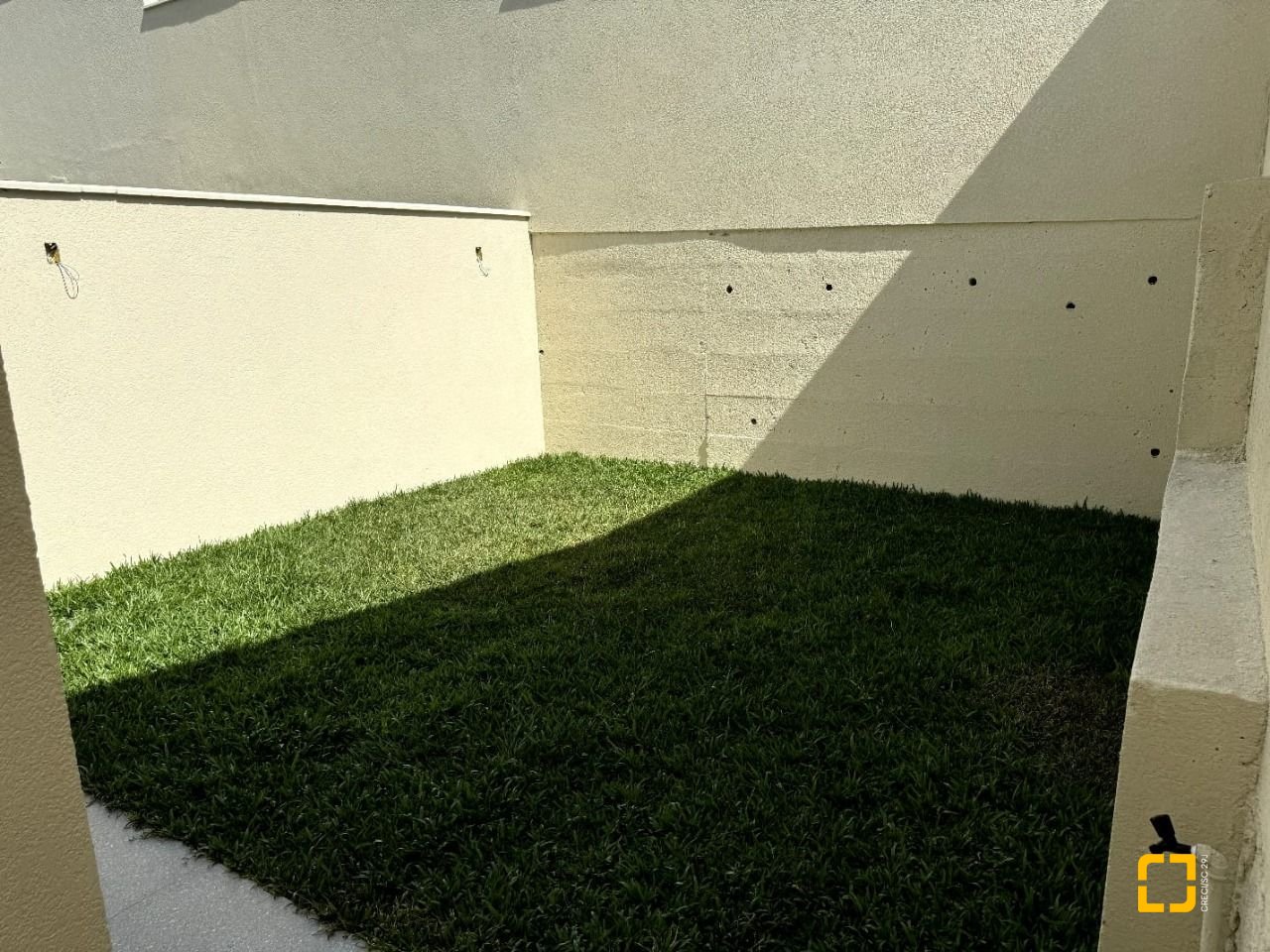 Casa com 143m², 4 quartos (sendo 1 suíte), 2 garagens, no bairro Ingleses em Florianópolis