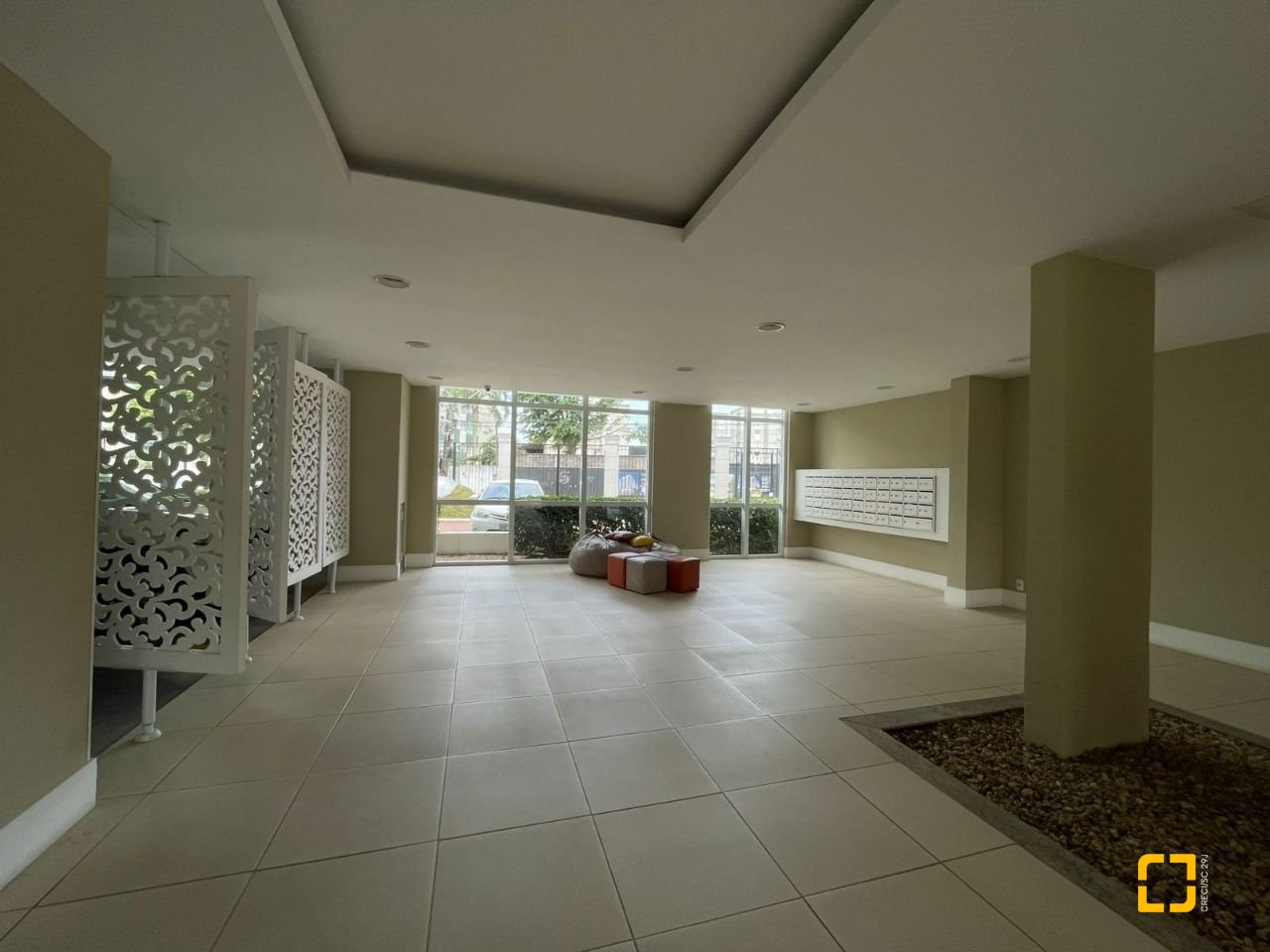 Apartamento com 100m², 3 quartos (sendo 1 suíte), 1 garagem, no bairro Abraão em Florianópolis