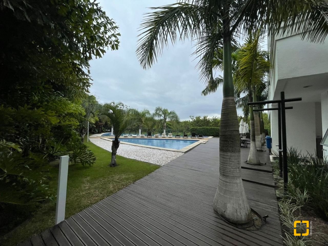 Apartamento com 100m², 3 quartos (sendo 1 suíte), 1 garagem, no bairro Abraão em Florianópolis