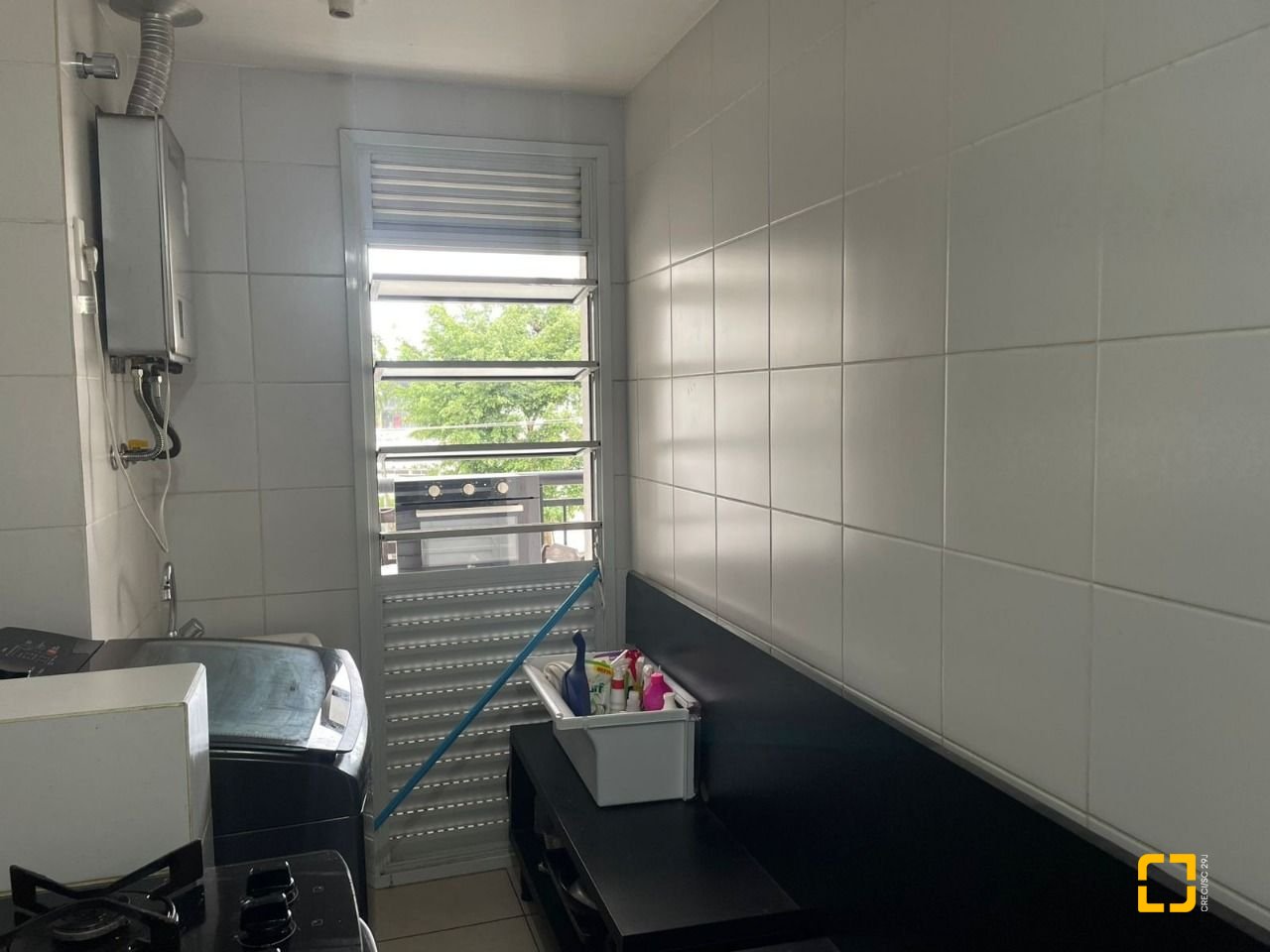 Apartamento com 100m², 3 quartos (sendo 1 suíte), 1 garagem, no bairro Abraão em Florianópolis