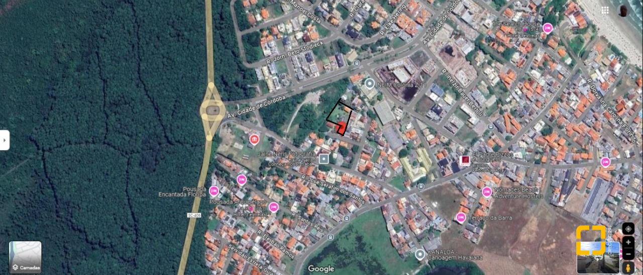 Hotel com 200m², 7 quartos, 5 garagens, no bairro Barra da Lagoa em Florianópolis