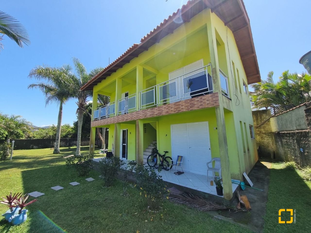 Hotel com 200m², 7 quartos, 5 garagens, no bairro Barra da Lagoa em Florianópolis