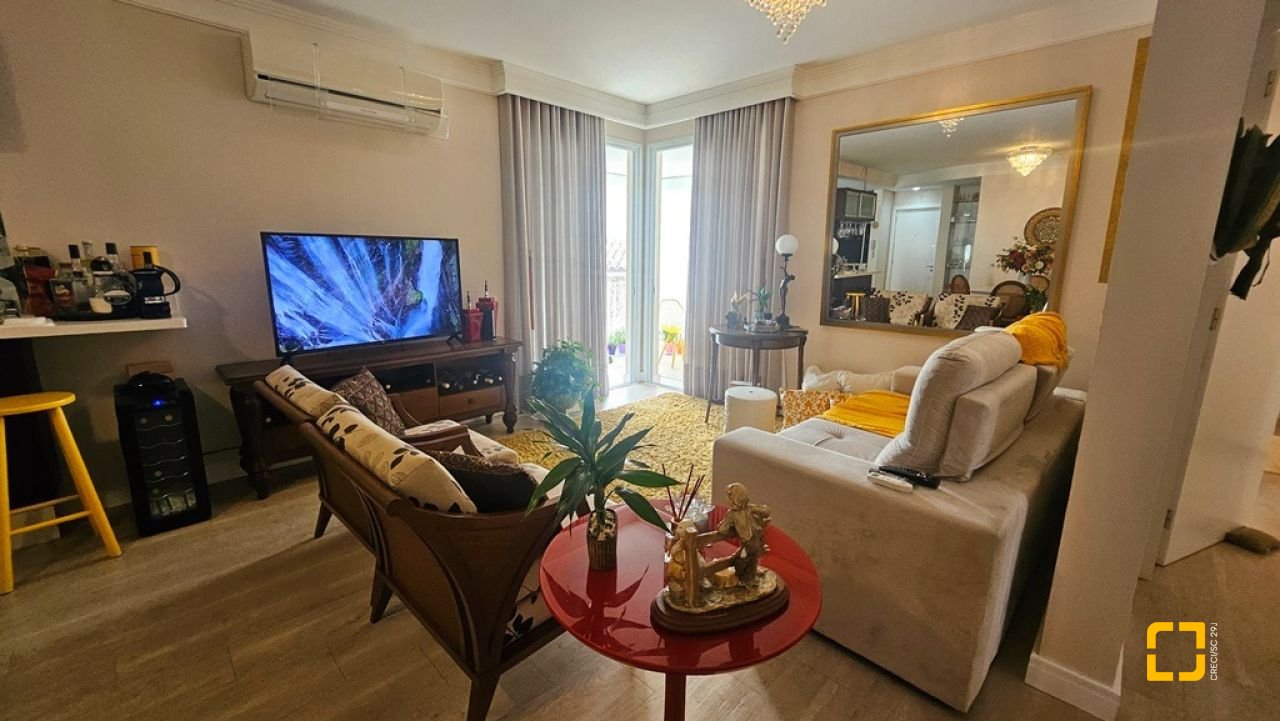 Apartamento com 90m², 4 quartos (sendo 2 suítes), 1 garagem, no bairro Canasvieiras em Florianópolis