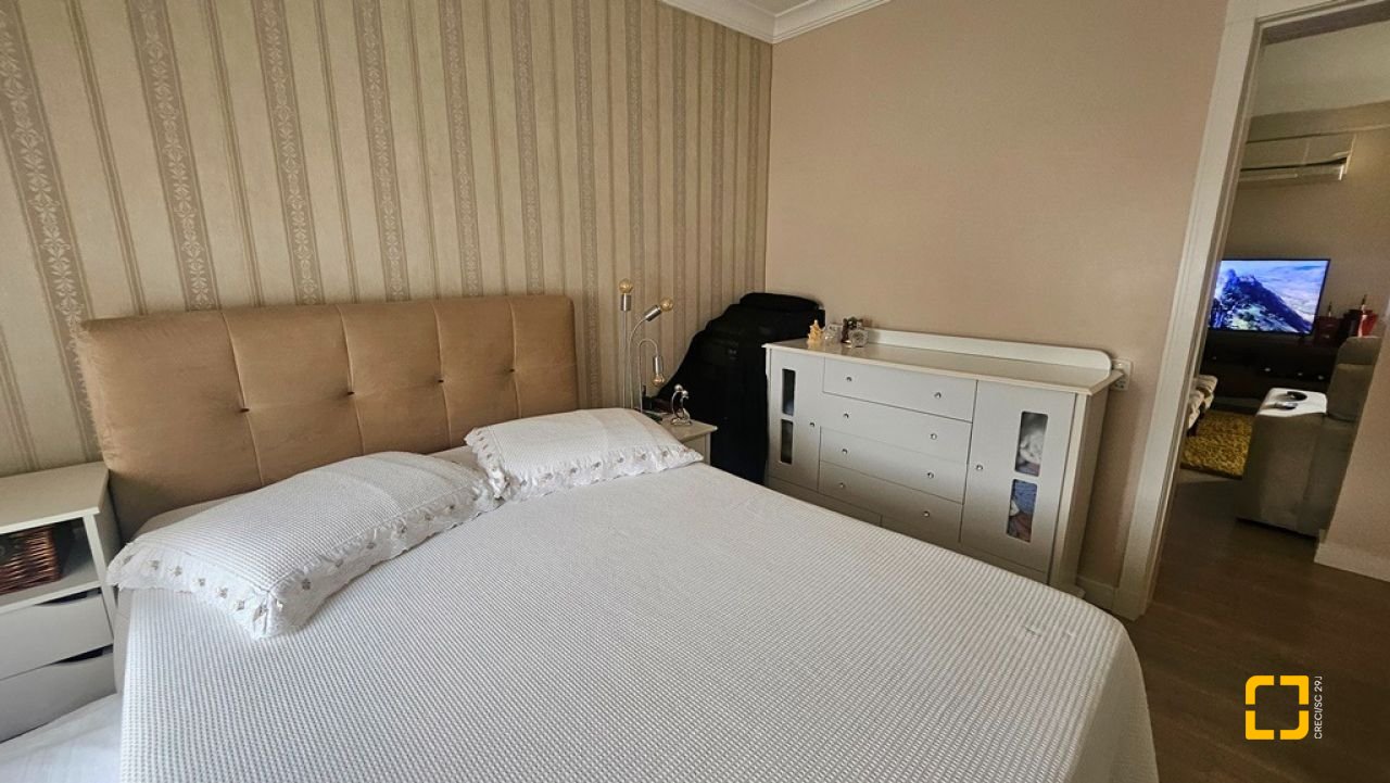 Apartamento com 90m², 4 quartos (sendo 2 suítes), 1 garagem, no bairro Canasvieiras em Florianópolis