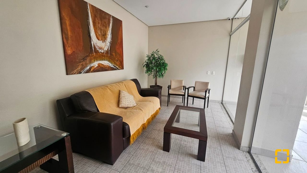 Apartamento com 90m², 4 quartos (sendo 2 suítes), 1 garagem, no bairro Canasvieiras em Florianópolis