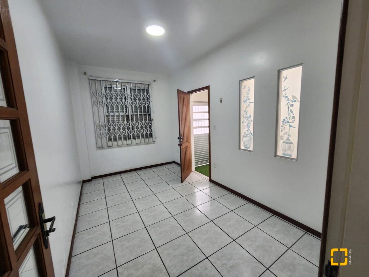 Casa com 105m², 5 quartos, no bairro Estreito em Florianópolis
