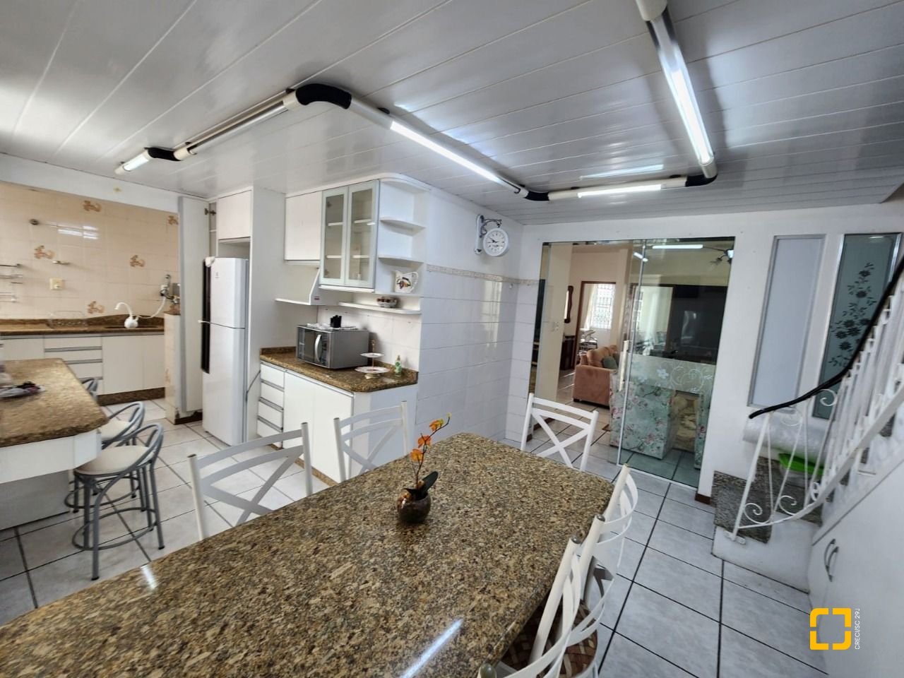 Casa com 105m², 5 quartos, no bairro Estreito em Florianópolis