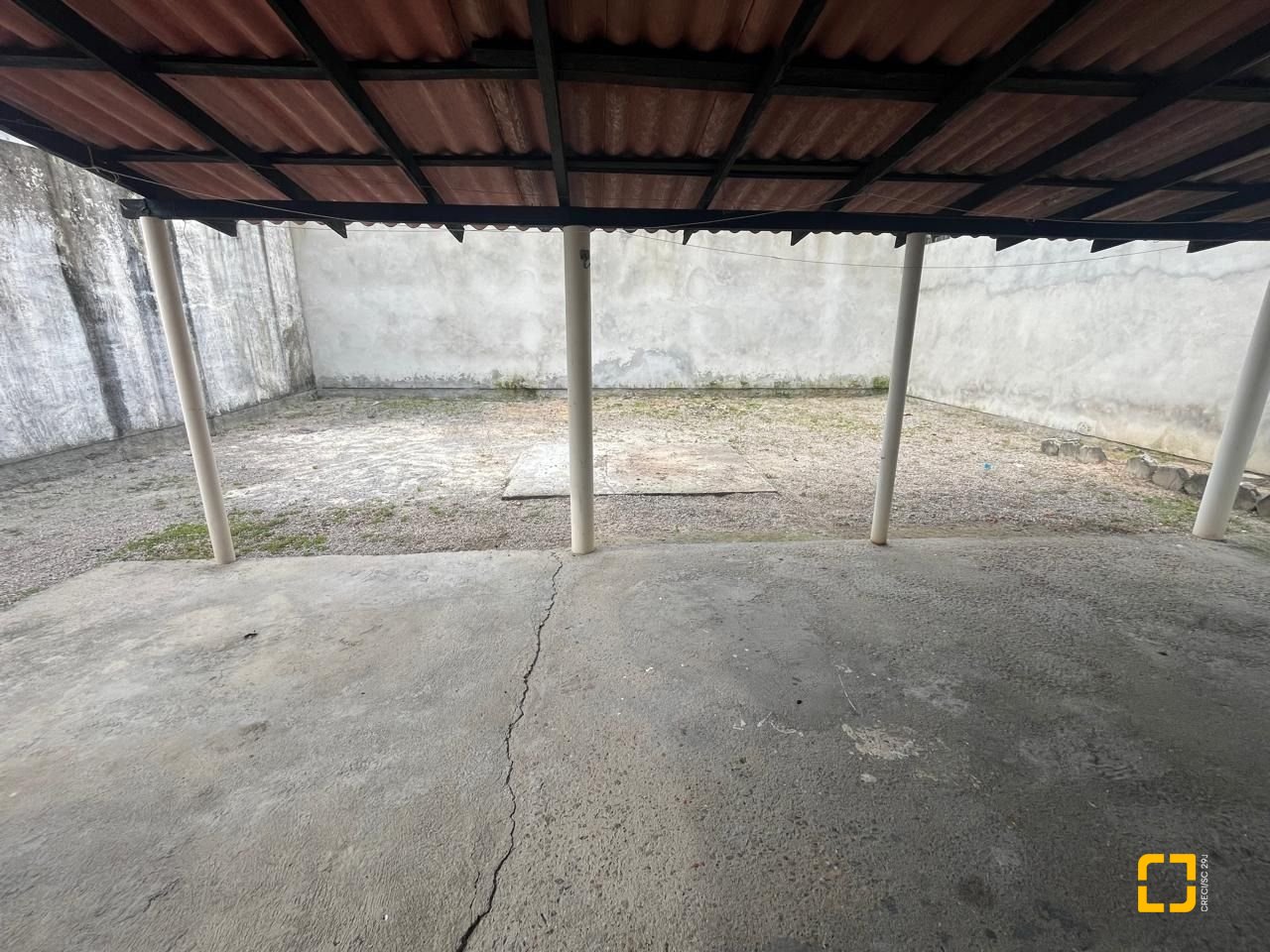Casa com 64m², 2 quartos, 2 garagens, no bairro Forquilhas em São José