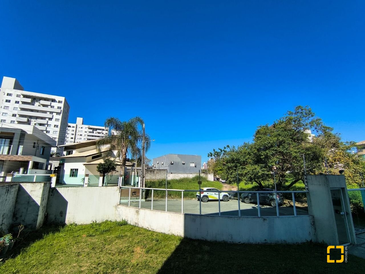 Apartamento com 63m², 2 quartos (sendo 1 suíte), 1 garagem, no bairro Pagani em Palhoça