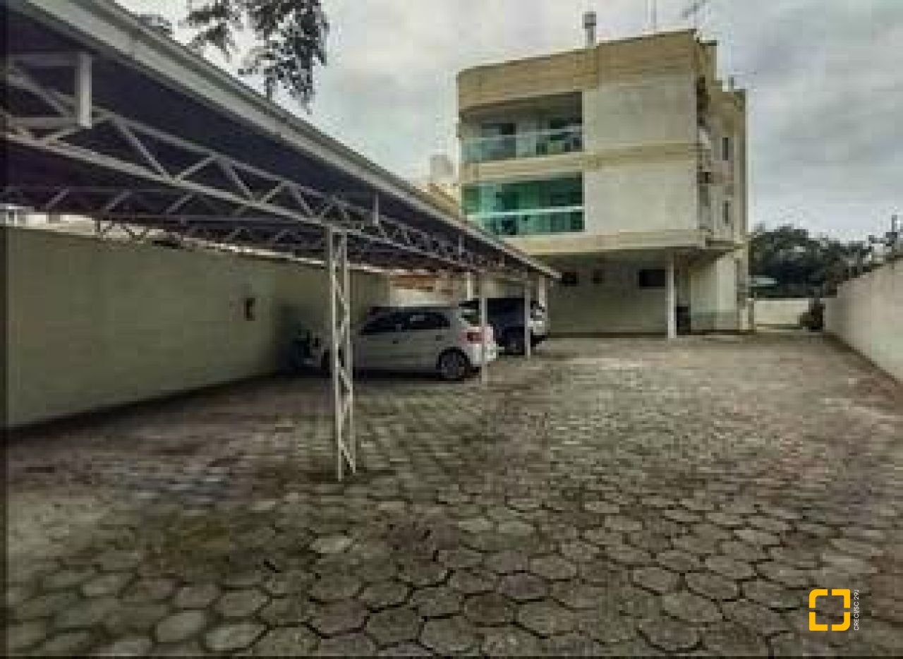 Apartamento com 63m², 2 quartos (sendo 1 suíte), 1 garagem, no bairro Pagani em Palhoça