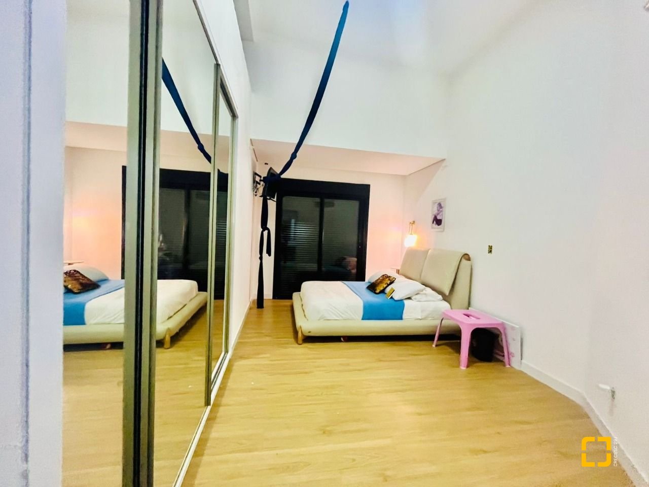 Cobertura com 294m², 6 quartos (sendo 3 suítes), 2 garagens, no bairro Campeche em Florianópolis