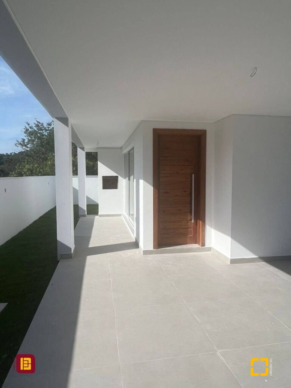Casa com 133m², 4 quartos (sendo 1 suíte), 1 garagem, no bairro Ribeirão da Ilha em Florianópolis