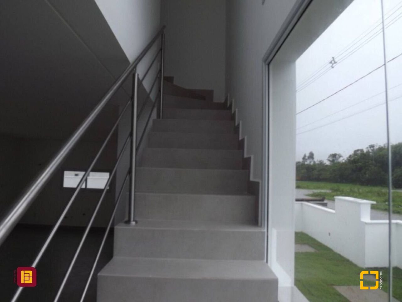 Casa com 133m², 4 quartos (sendo 1 suíte), 1 garagem, no bairro Ribeirão da Ilha em Florianópolis