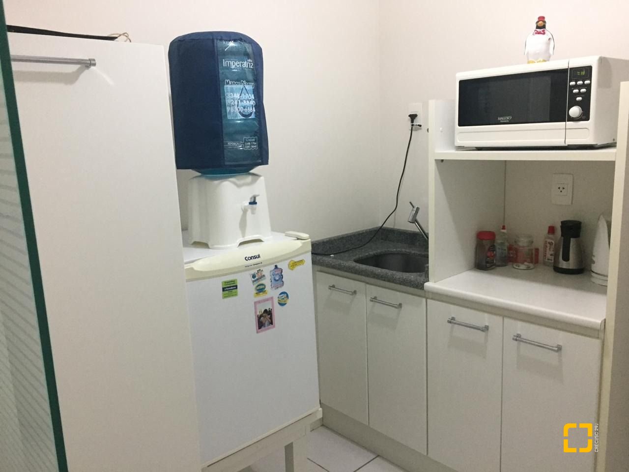 Loja com 86m², 1 garagem, no bairro Campinas em São José