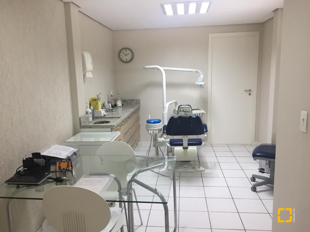 Loja com 86m², 1 garagem, no bairro Campinas em São José