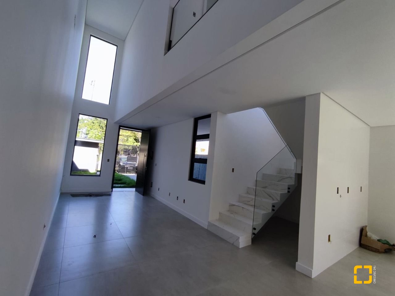 Casa com 172m², 6 quartos (sendo 3 suítes), 2 garagens, no bairro Ingleses em Florianópolis