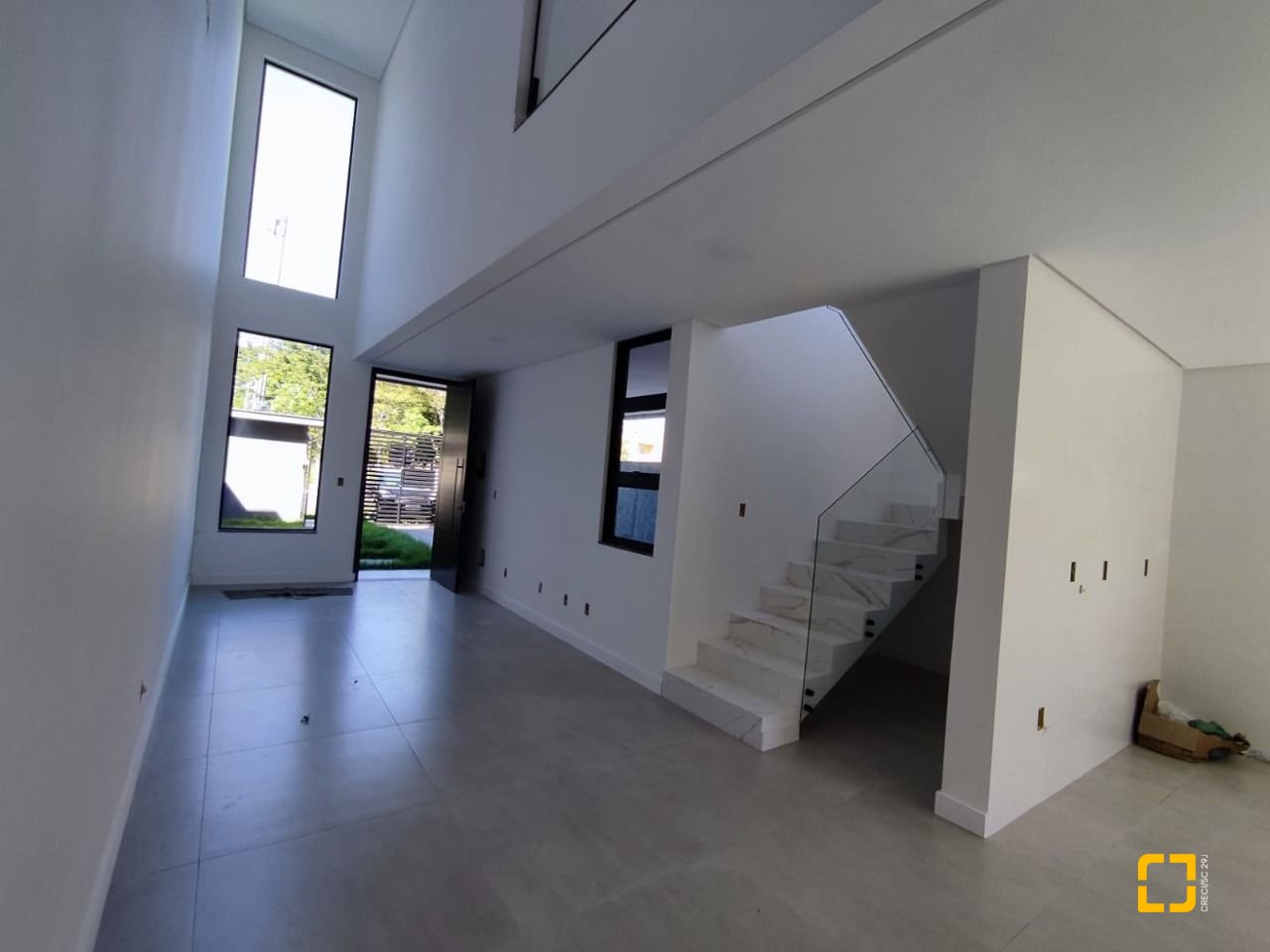 Casa com 172m², 6 quartos (sendo 3 suítes), 2 garagens, no bairro Ingleses em Florianópolis