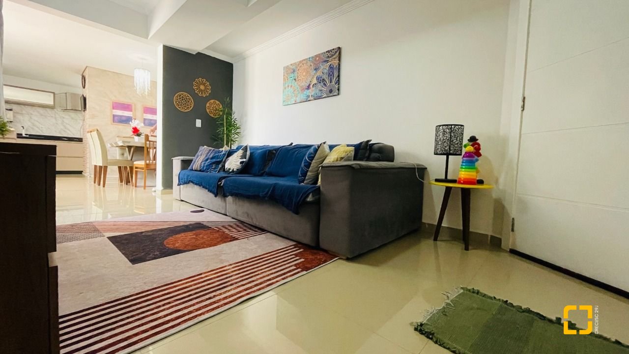 Cobertura com 180m², 5 quartos (sendo 2 suítes), 2 garagens, no bairro Ingleses em Florianópolis