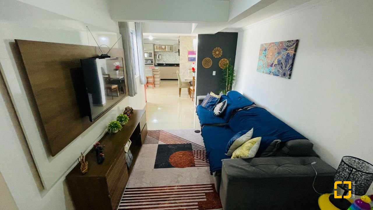 Cobertura com 180m², 5 quartos (sendo 2 suítes), 2 garagens, no bairro Ingleses em Florianópolis