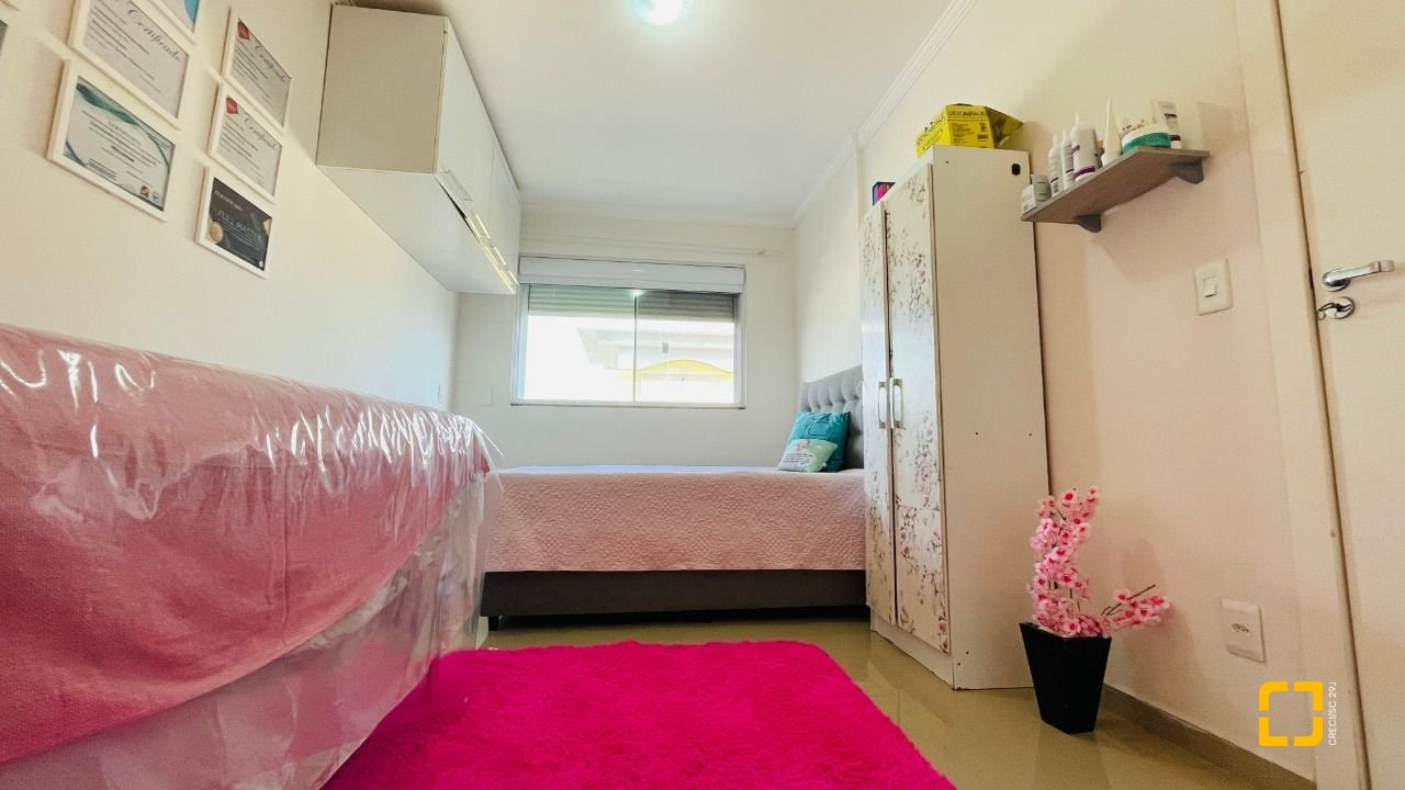 Cobertura com 180m², 5 quartos (sendo 2 suítes), 2 garagens, no bairro Ingleses em Florianópolis