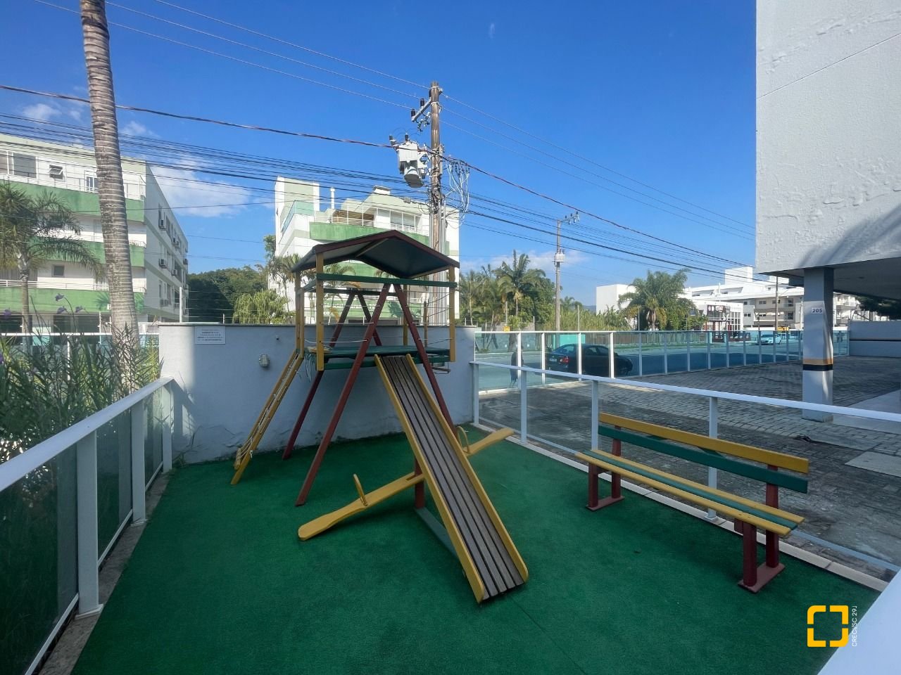 Cobertura com 180m², 5 quartos (sendo 2 suítes), 2 garagens, no bairro Ingleses em Florianópolis