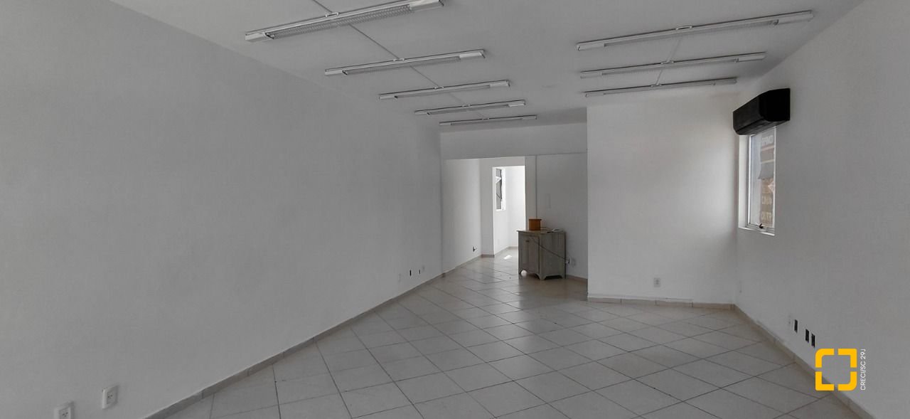 Sala com 47m², no bairro Centro em Florianópolis
