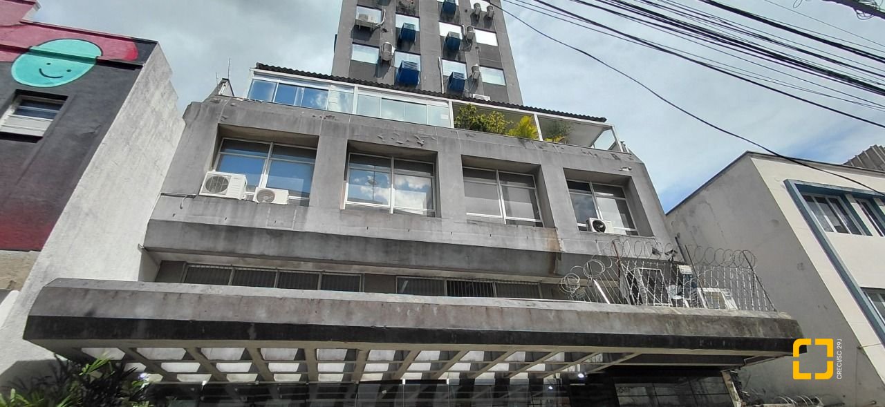 Sala com 47m², no bairro Centro em Florianópolis