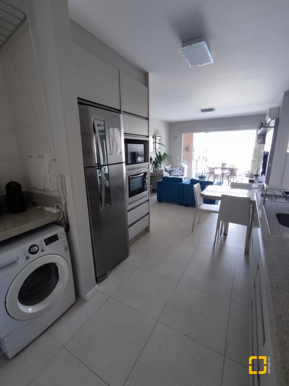 Apartamento com 95m², 4 quartos (sendo 1 suíte), 2 garagens, no bairro Ingleses em Florianópolis