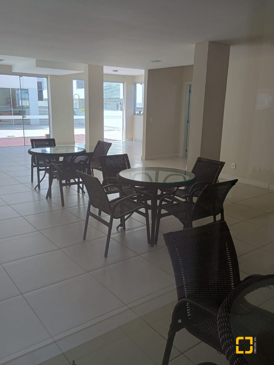 Apartamento com 95m², 4 quartos (sendo 1 suíte), 2 garagens, no bairro Ingleses em Florianópolis