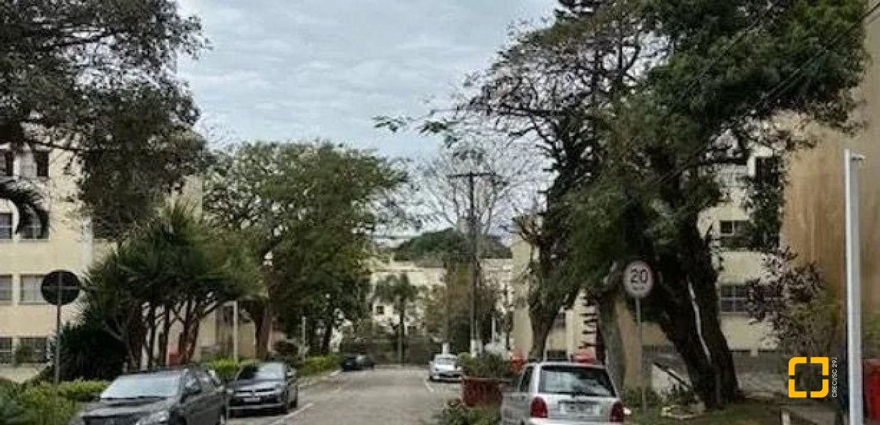 Terreno com 358m², no bairro Coqueiros em Florianópolis