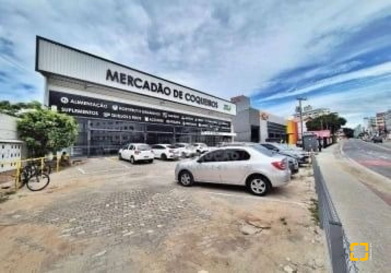 Terreno com 358m², no bairro Coqueiros em Florianópolis