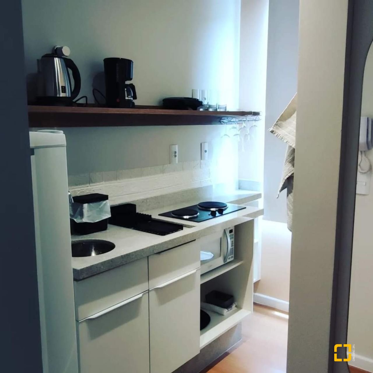 Studio com 22m², 1 quarto, 1 garagem, no bairro Cachoeira do Bom Jesus em Florianópolis