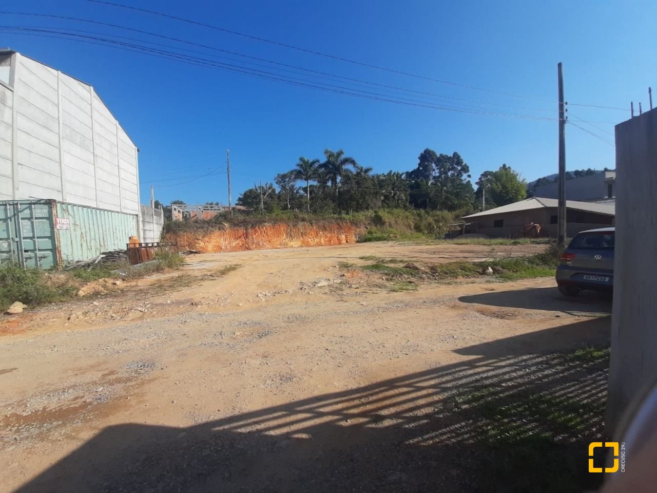 Terreno com 611m², no bairro Alto Aririu em Palhoça