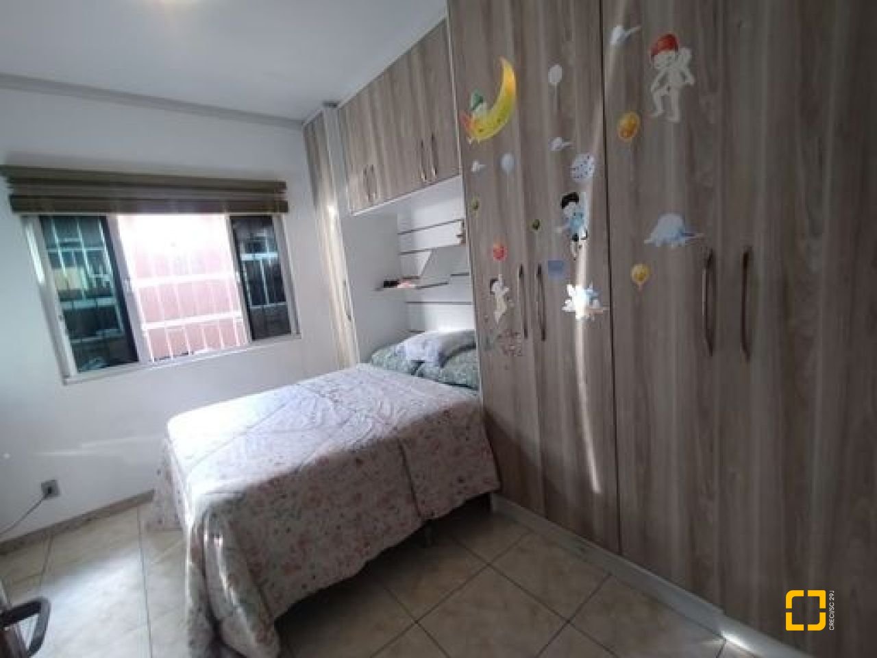 Casa com 100m², 3 quartos (sendo 1 suíte), 3 garagens, no bairro Forquilhas em São José