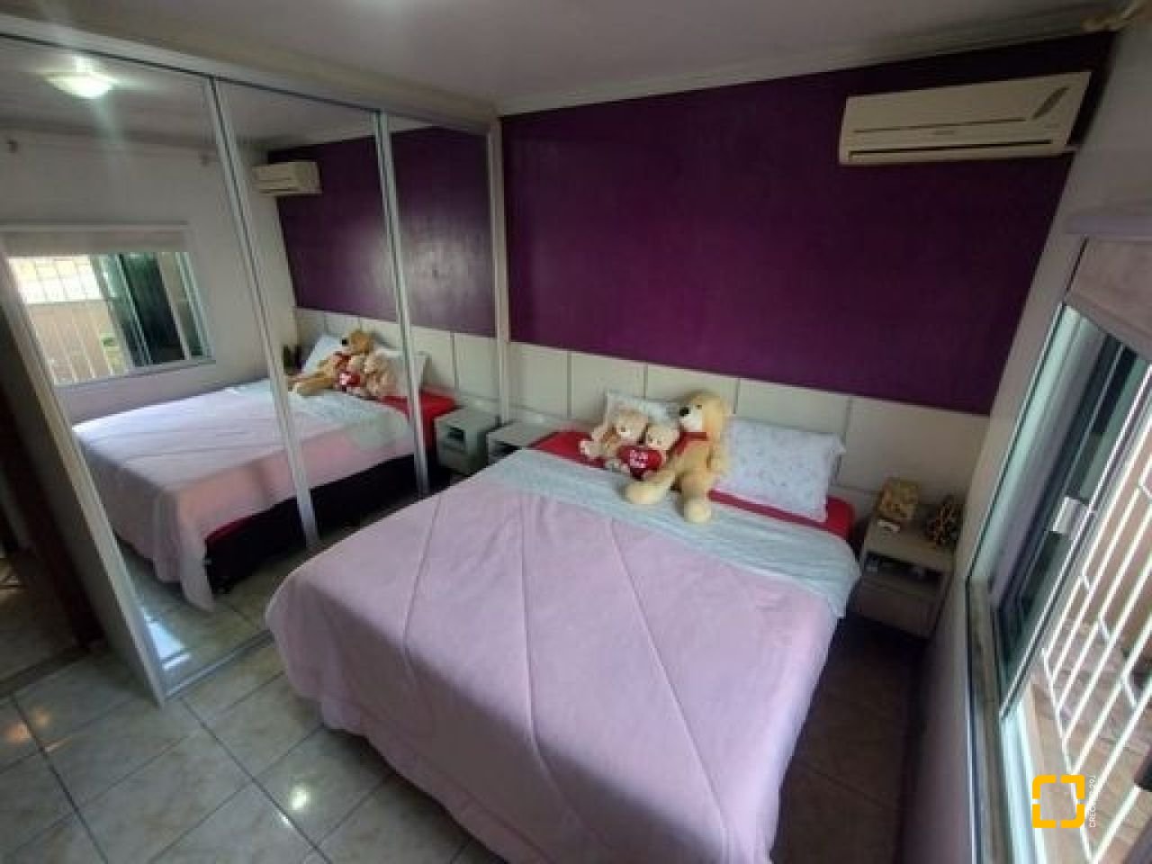 Casa com 100m², 3 quartos (sendo 1 suíte), 3 garagens, no bairro Forquilhas em São José