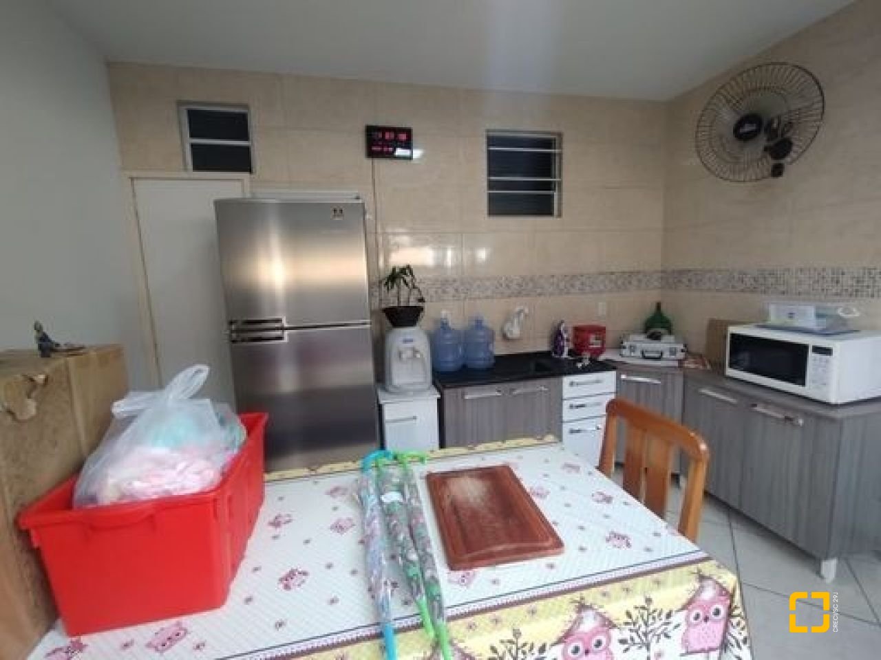Casa com 100m², 3 quartos (sendo 1 suíte), 3 garagens, no bairro Forquilhas em São José