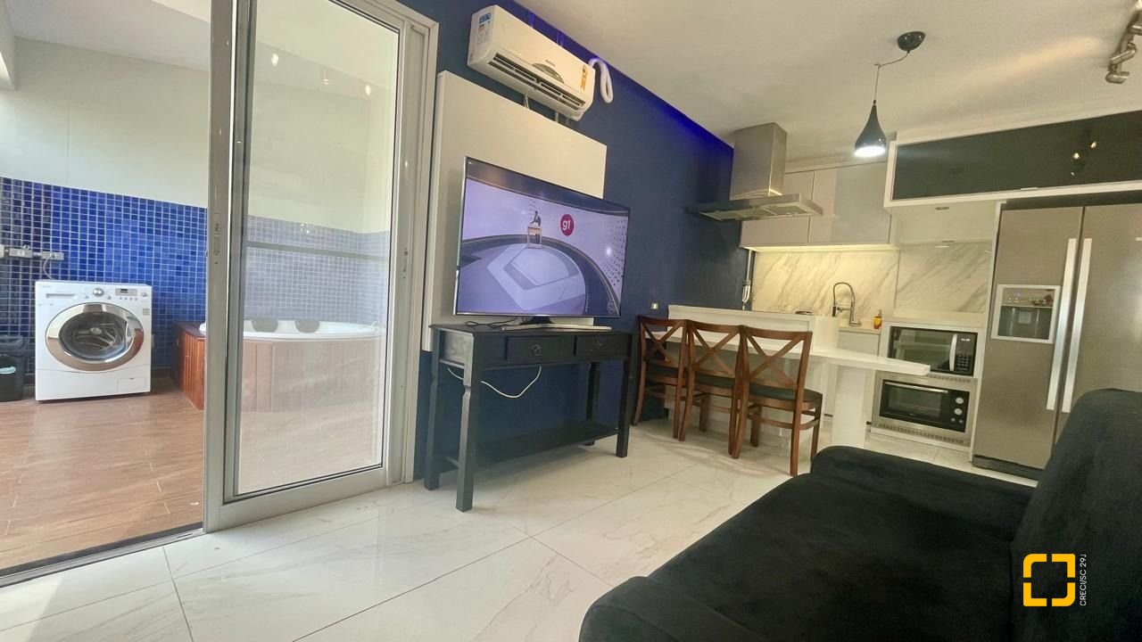 Cobertura com 63m², 3 quartos (sendo 1 suíte), 2 garagens, no bairro Jurerê Internacional em Florianópolis